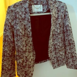 black and blue patterned women’s blazer